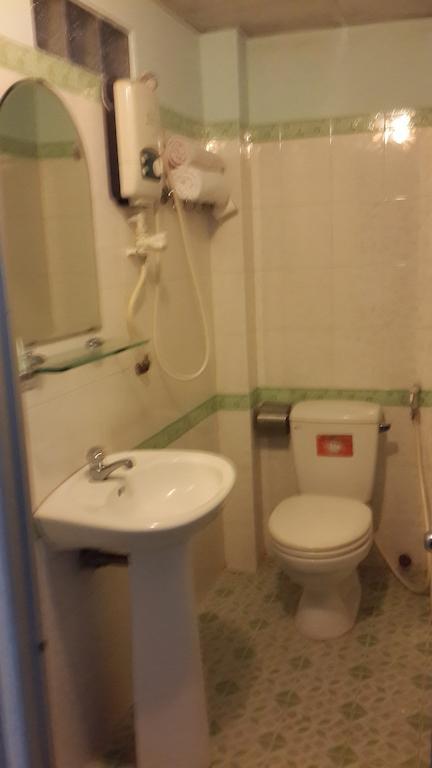 Hoang Ha Hotel Nha Trang Rum bild