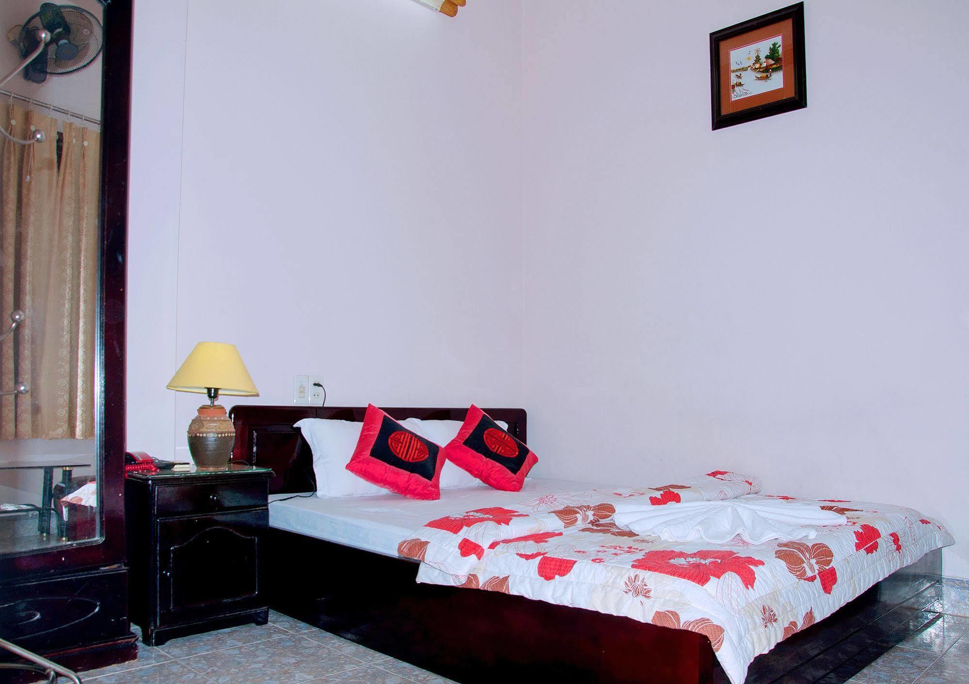 Hoang Ha Hotel Nha Trang Exteriör bild